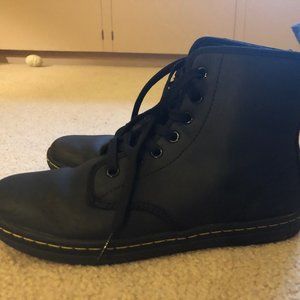Doc Martens Shoreditch Boots